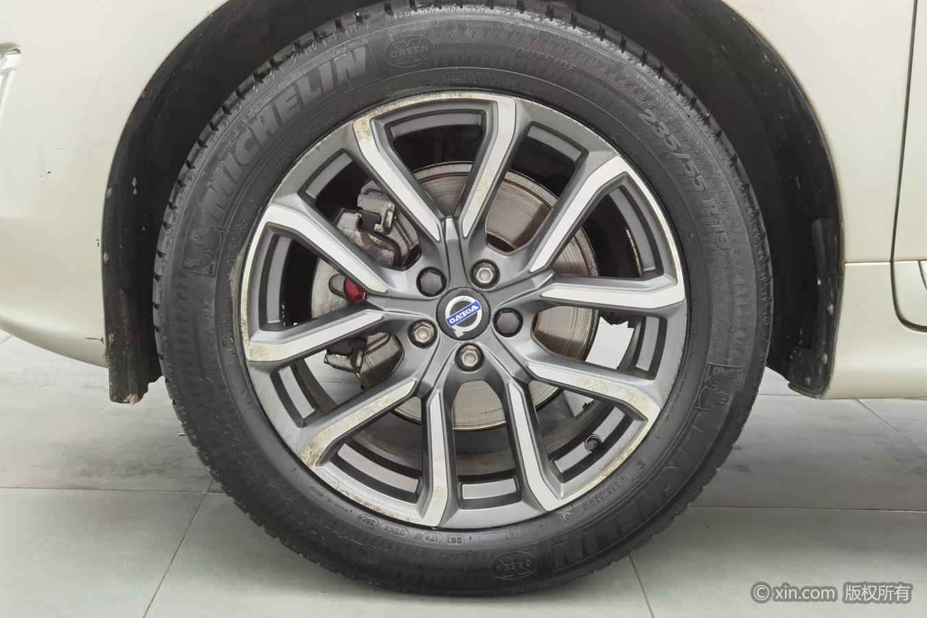 Volvo XC60 2017 T5 AWD