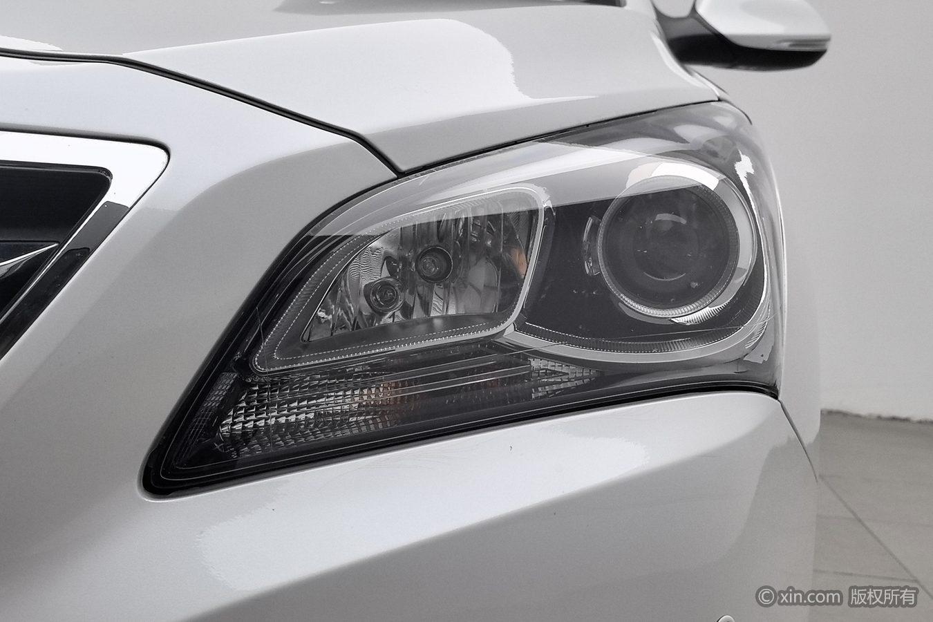 Hyundai Mistra 2016 1.8L AT Luxury DLX