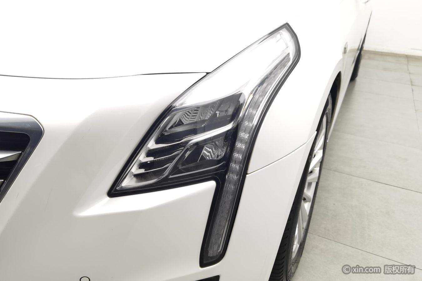 Cadillac CT6 2017 28T Fashion