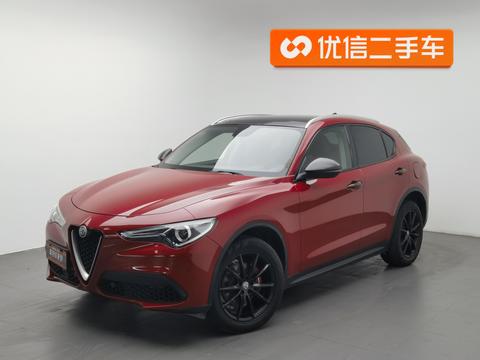 Alfa Romeo Stelvio 2017 2.0T 200HP Luxury