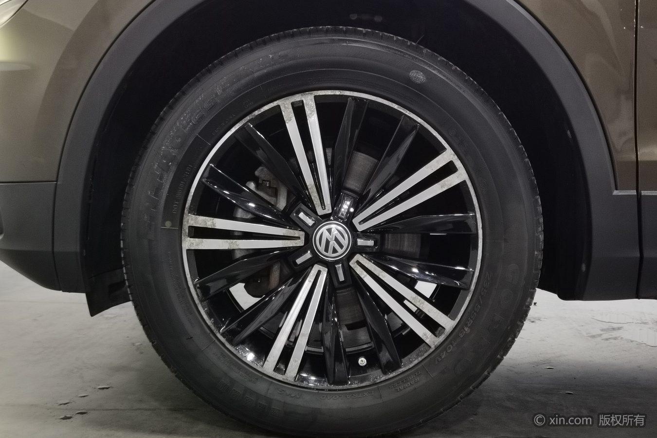 Volkswagen Tiguan L L 2018 380TSI AT Luxury