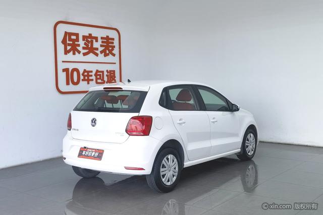 Volkswagen Polo 2018 1.5 L MT — фото 4