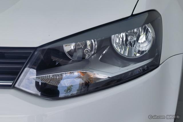 Volkswagen Polo 2018 1.5 L MT — фото 7
