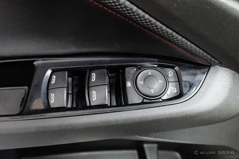 Chevrolet Orlando Redline 530 T (5+2 ) — фото 18