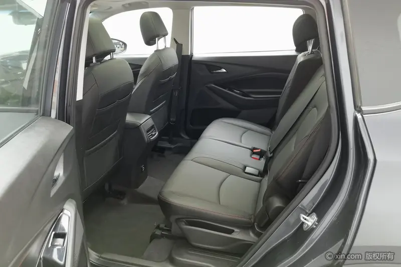 Chevrolet Orlando Redline 530 T (5+2 ) — фото 15