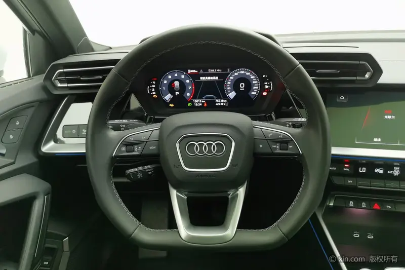 Audi A3 — фото 9