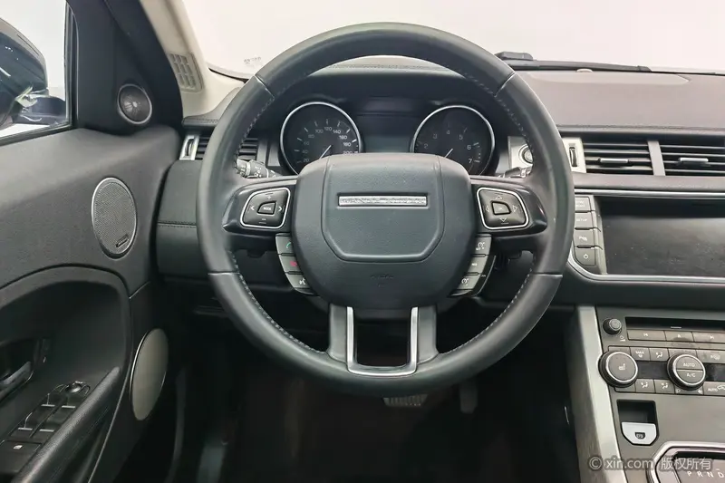 Land Rover Range Rover Evoque 2.0T — фото 9