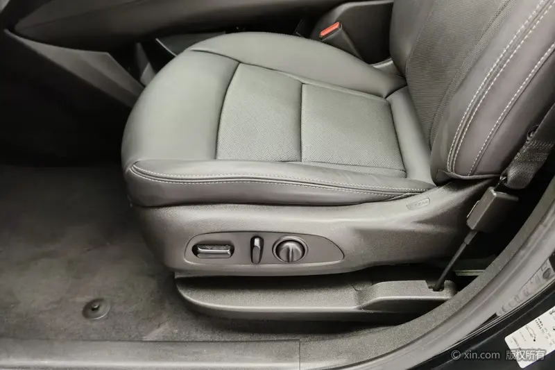 Buick Enclave — фото 13