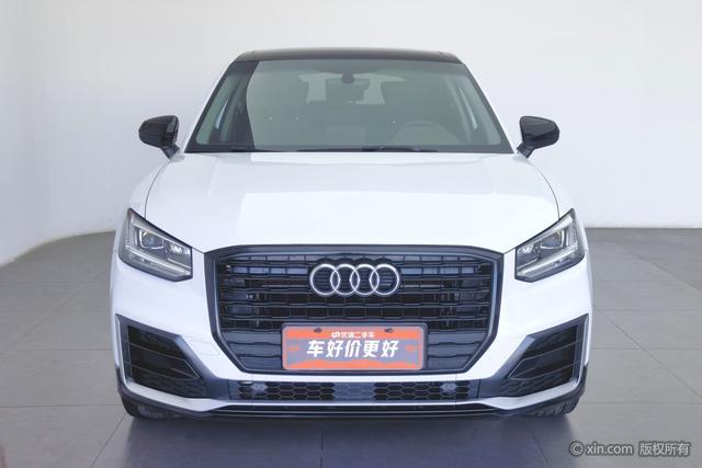 Audi Q2L 2020 35 TFSI — фото 2