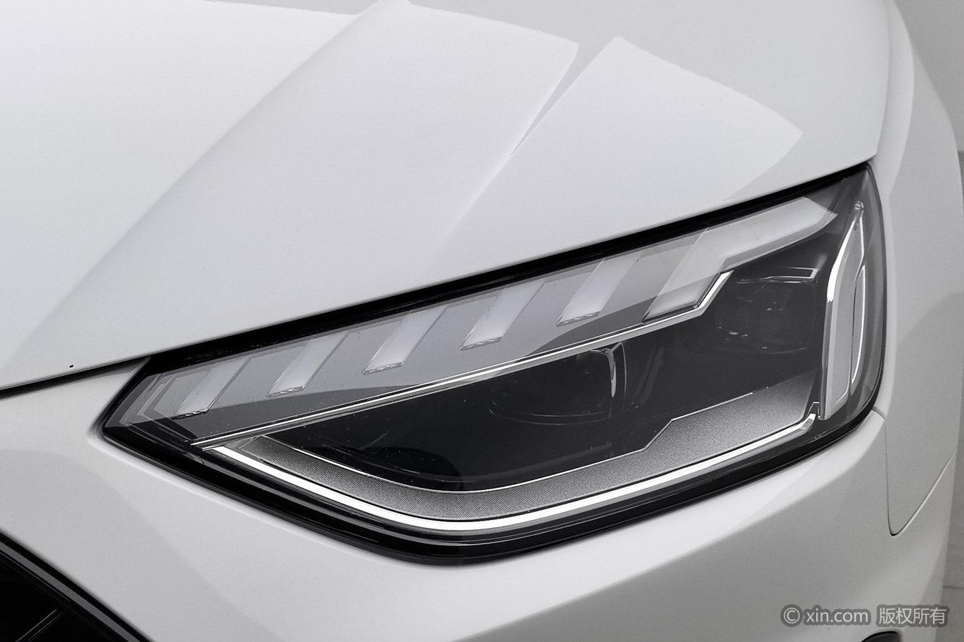 Audi A4L 2024 40 TFSI Luxury