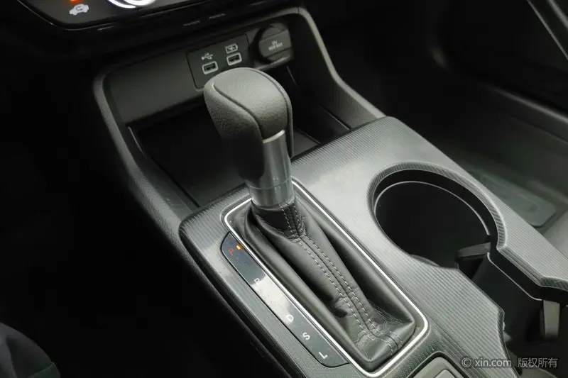 Honda Civic — фото 10