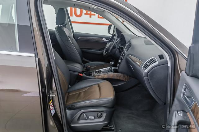 Audi Q5 2017 40 TFSI — фото 19