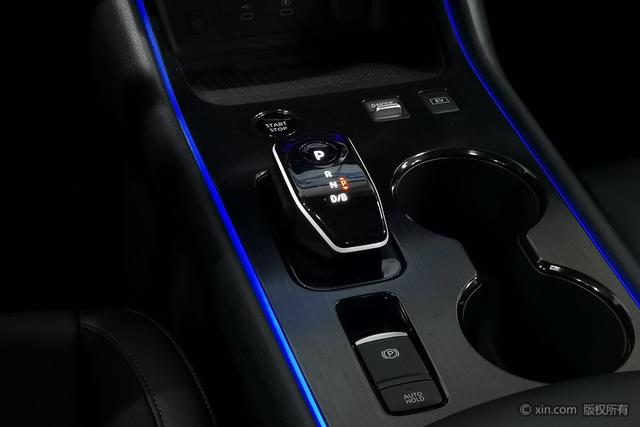 Nissan Sylphy 2023 Max — фото 15