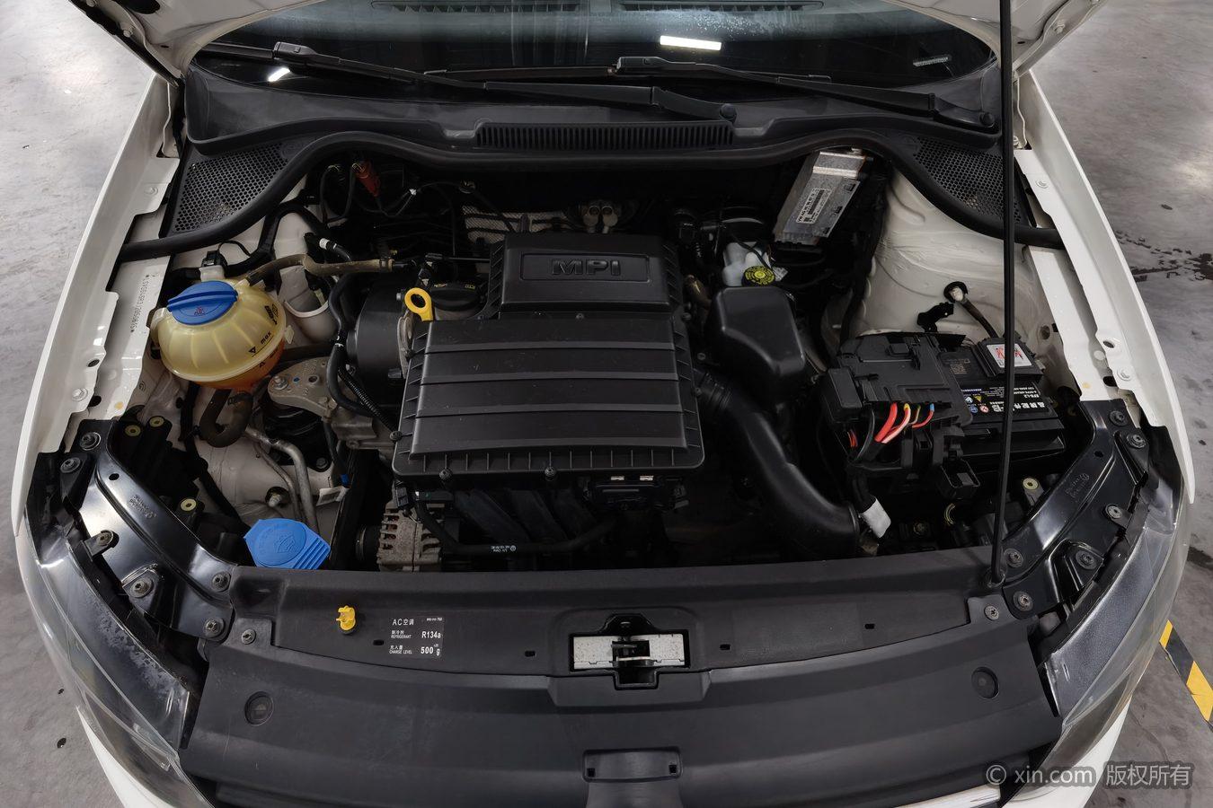 Volkswagen Polo 2018 1.5L MT