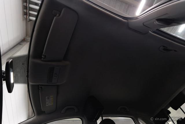 Volkswagen Polo 2018 1.5 L MT — фото 20