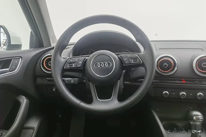 Audi A3 — фото 9