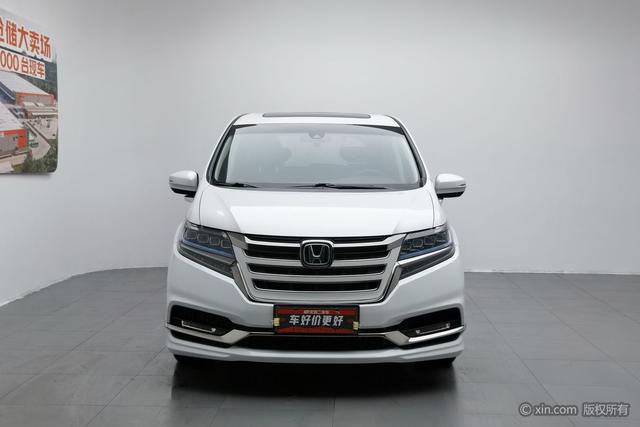 Honda Elysion 2019 2.0 L ·Hybrid — фото 2