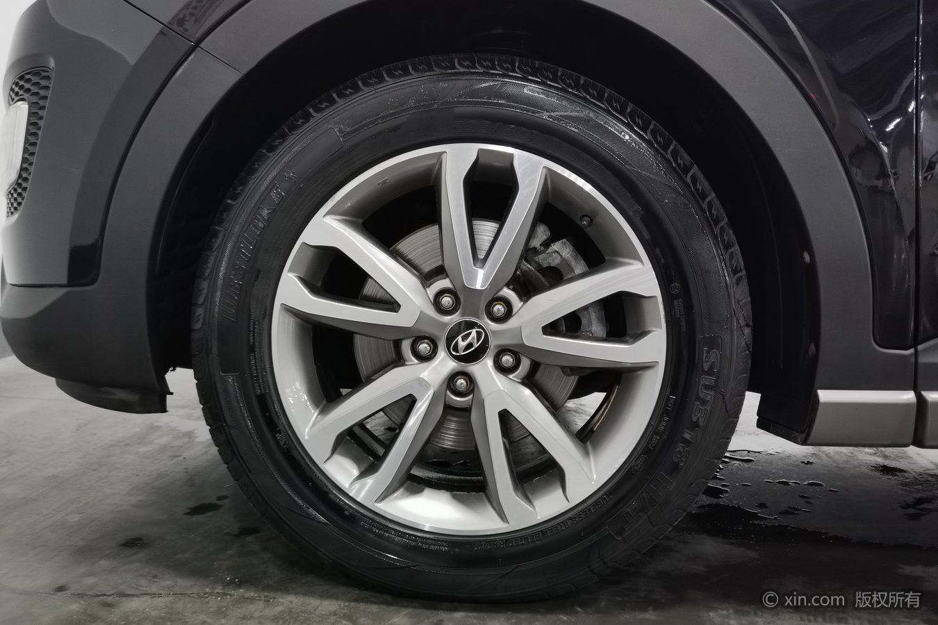 Hyundai Santa Fe 2013 3.0L Luxury IV