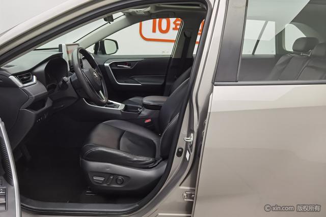 Toyota RAV4 2020 2.0 L CVT 2 WD — фото 17