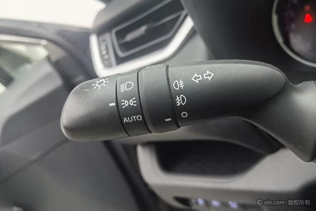 Toyota RAV4 2020 2.0 L CVT 2 WD — фото 16