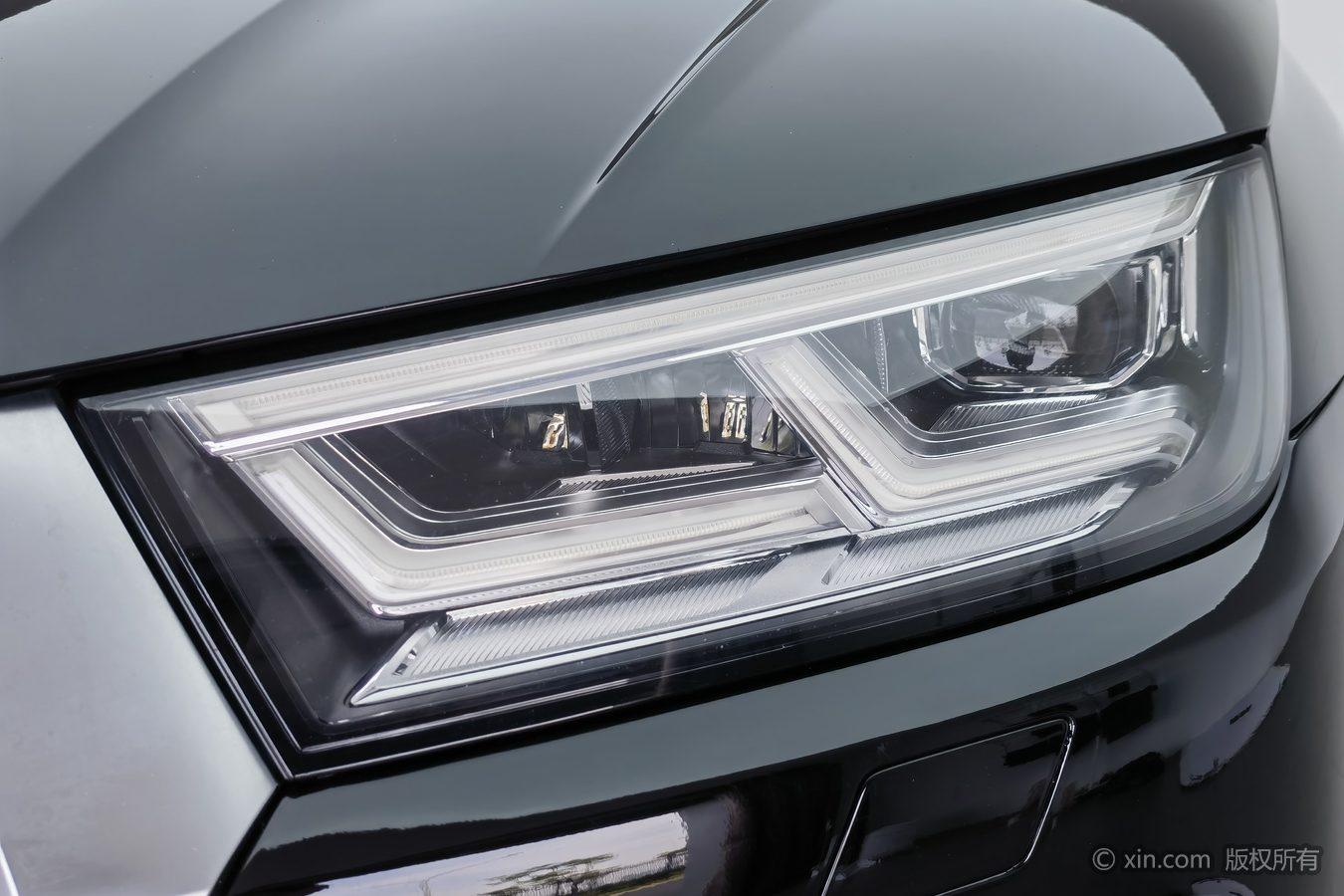Audi Q5L 2018 40 TFSI Fashion V