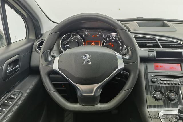 Peugeot 3008 2015 2.0 L AT — фото 14