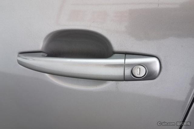 Peugeot 3008 2015 2.0 L AT — фото 11