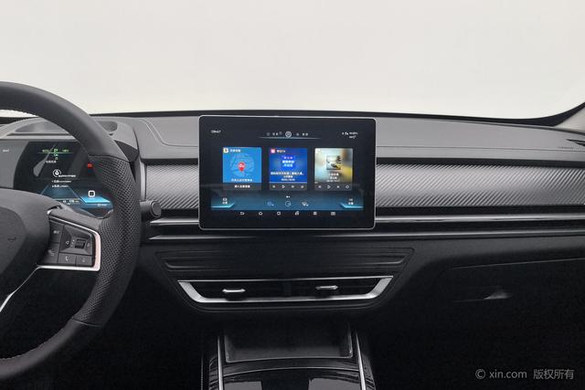 BYD Qin Pro DM 2020 Темно-серый из Китая