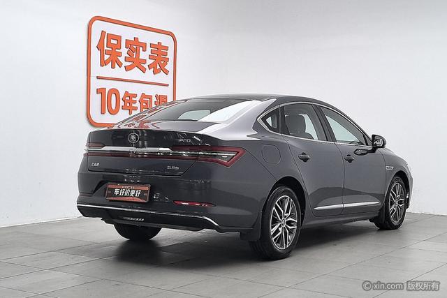 BYD Qin Pro DM id 3857767 из Китая 21