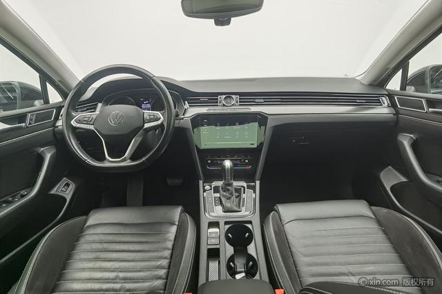 Volkswagen Magotan 2020 330 TSI DSG Leading — фото 13