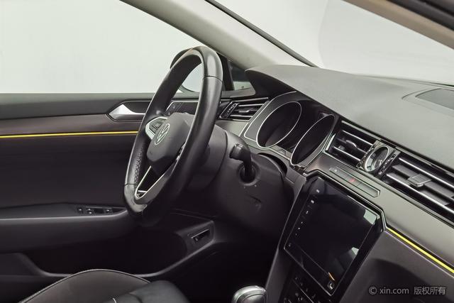 Volkswagen Magotan 2020 330 TSI DSG Leading — фото 16