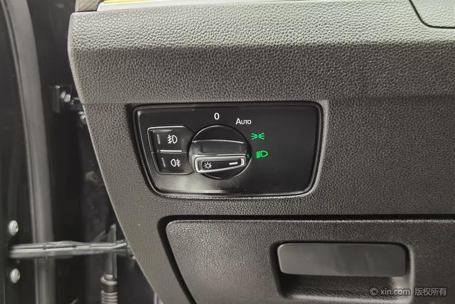 Volkswagen Magotan 2020 330 TSI DSG Leading — фото 9