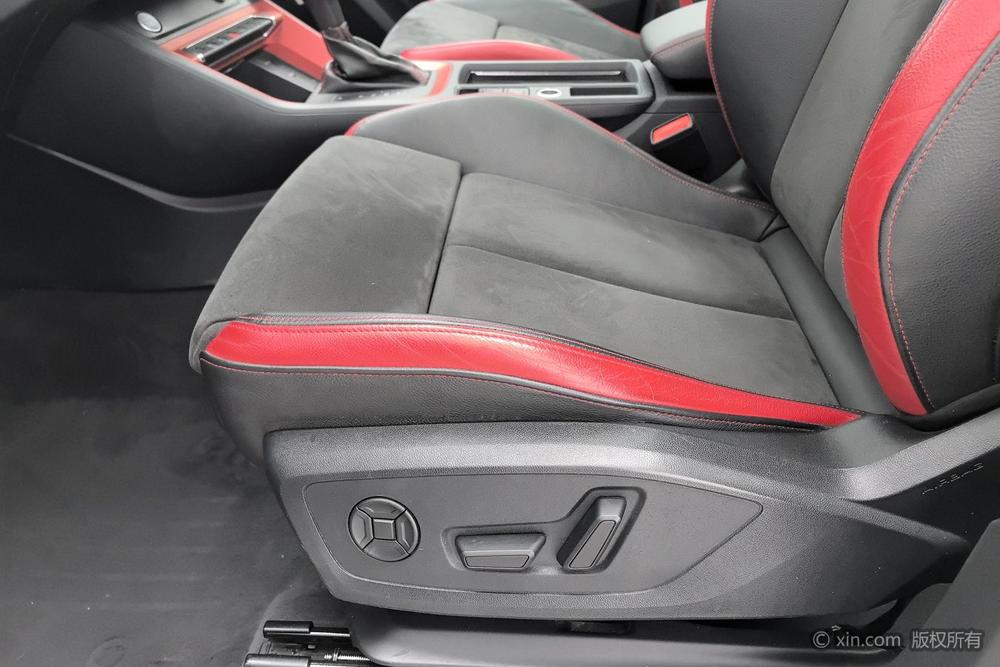Audi Q3, фото 18
