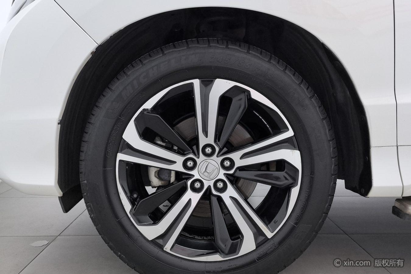Honda UR-V 2017 370TURBO Premium V