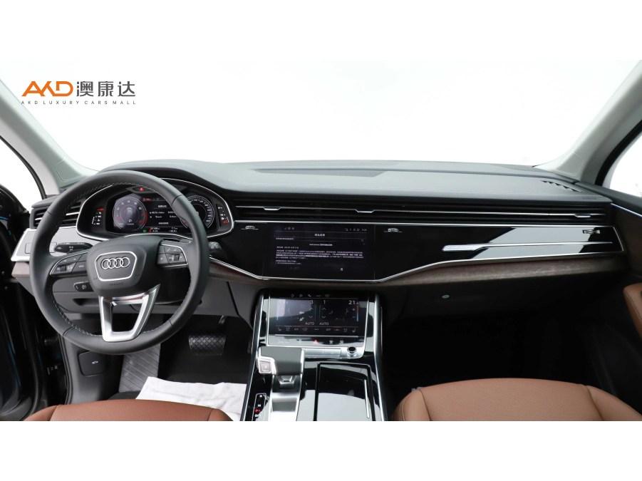 Audi Q7 2025 55 TFSI quattro S line