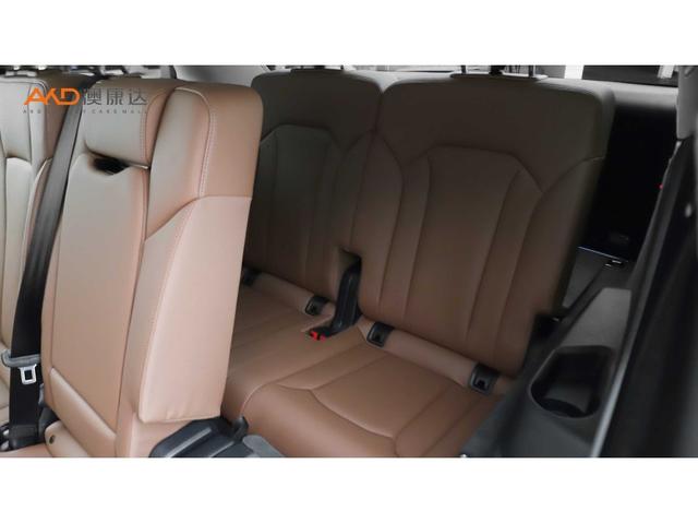 Audi Q7 2025 55 TFSI quattro S line — фото 9