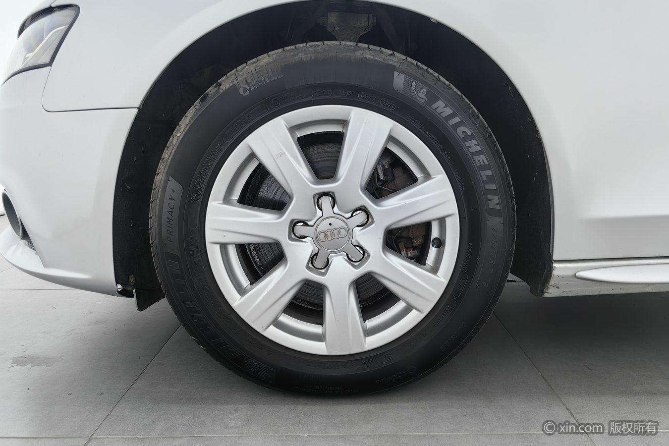 Audi A4L 2010 2.0 TFSI