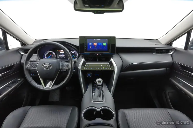 Toyota Harrier — фото 8