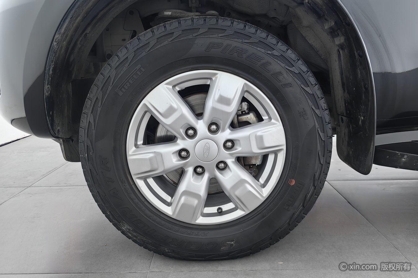 Ford Everest 2016 2.0T AT