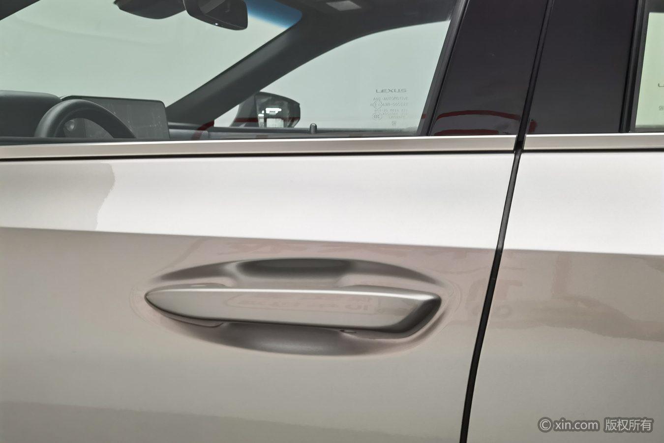 Lexus ES 2025 200 Premium