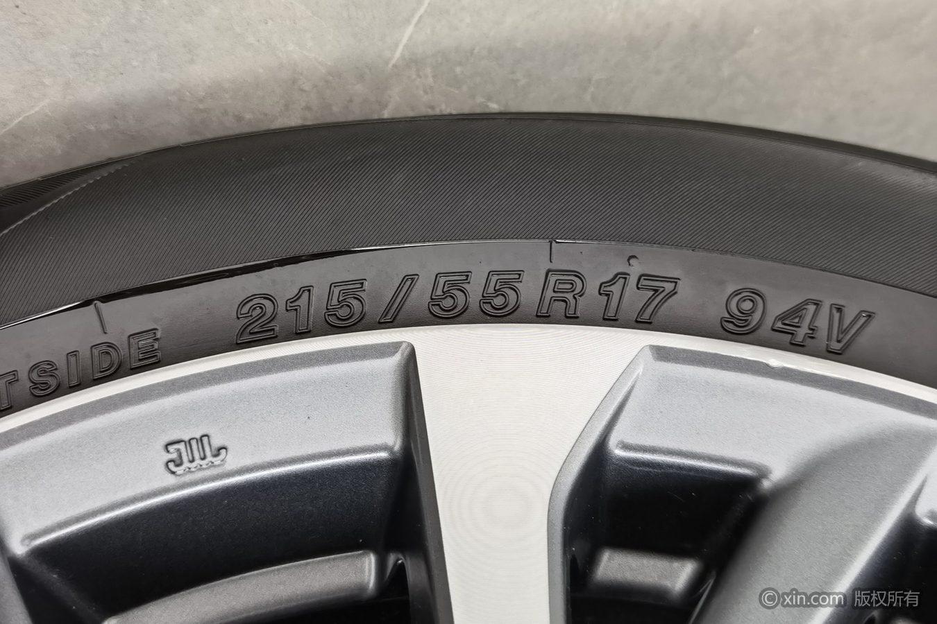 Lexus ES 2025 200 Premium
