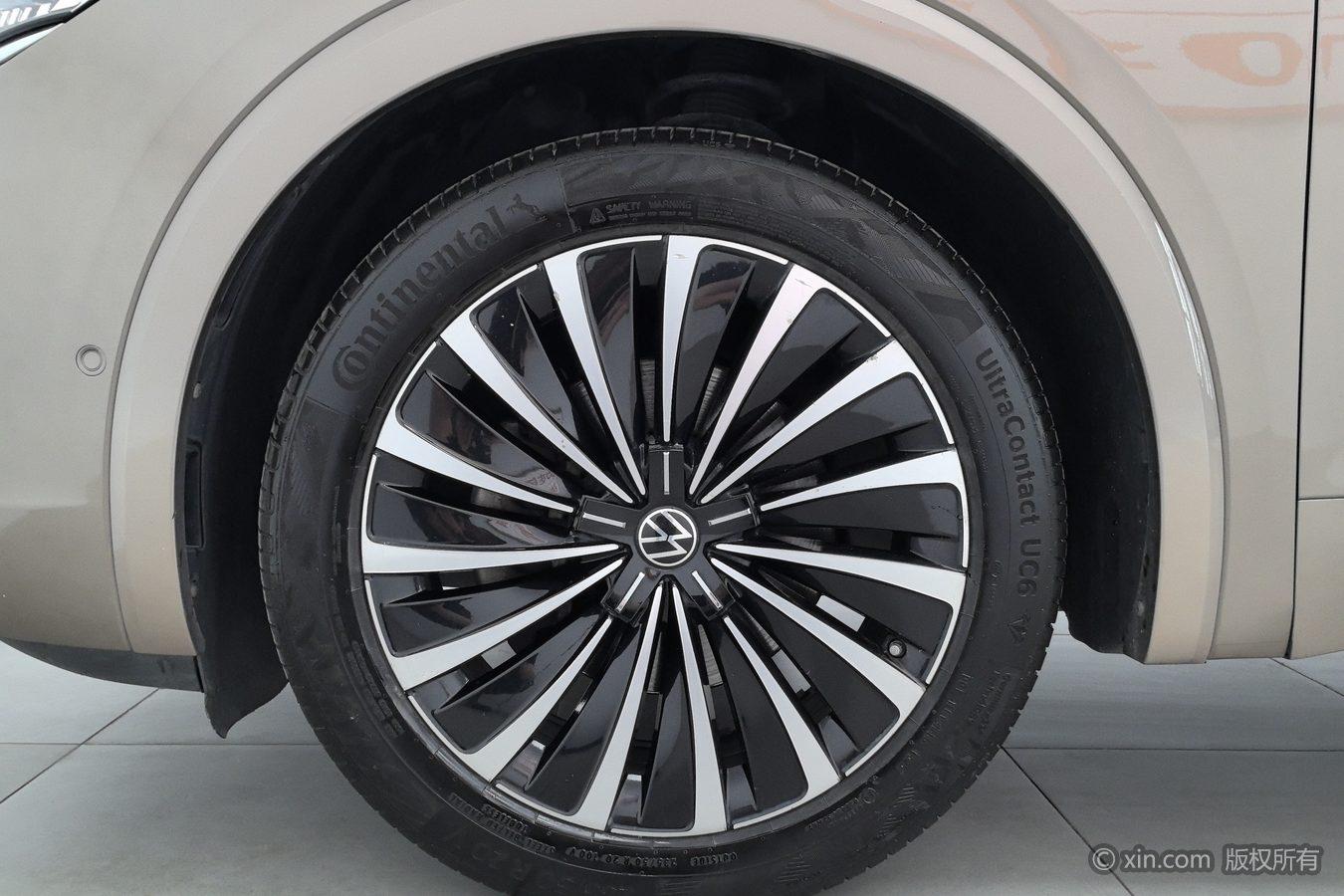 Volkswagen Viloran 2020 380TSI Luxury