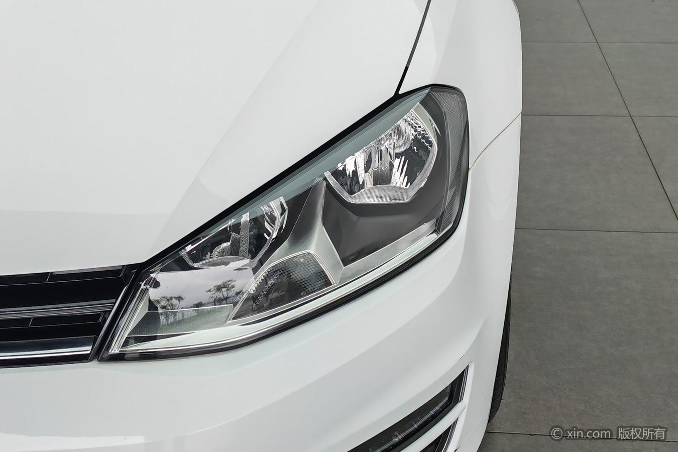 Volkswagen Golf 2015 1.6L AT Comfort