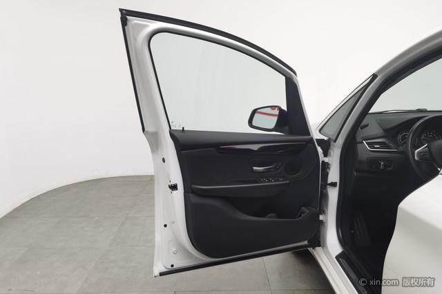 BMW 2 series multifunctional station wagon id 3804934 из Китая 24