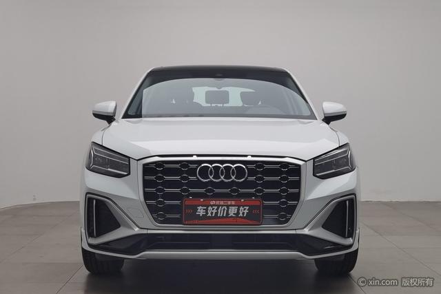 Audi Q2L 2022 35 TFSI — фото 2