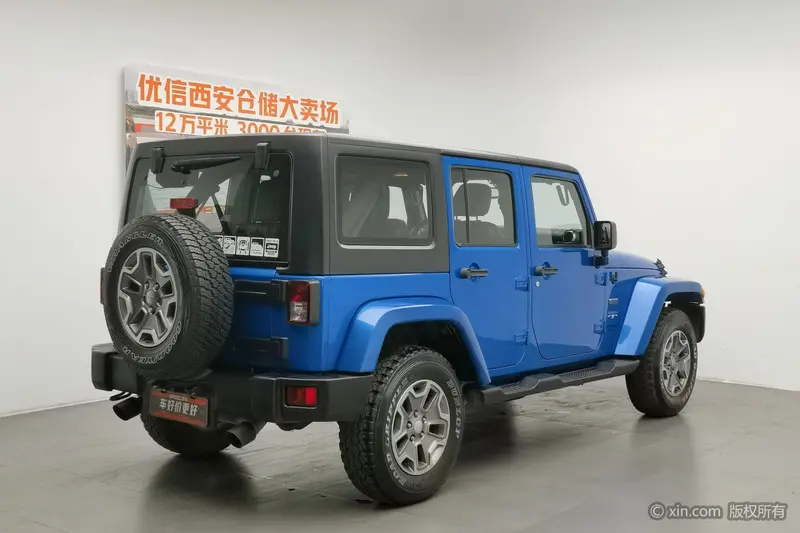 Jeep Wrangler — фото 4