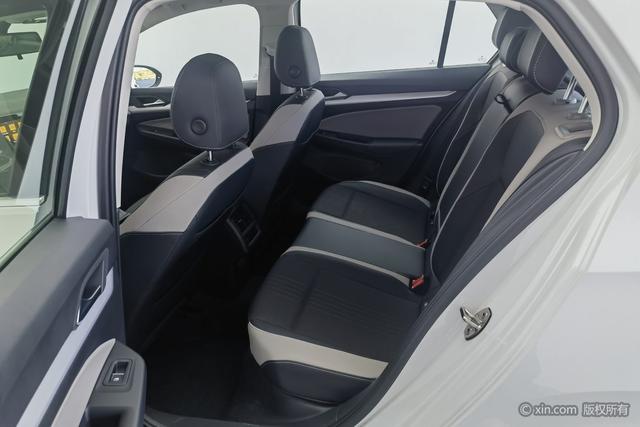 Volkswagen Golf id 4320822 из Китая 8