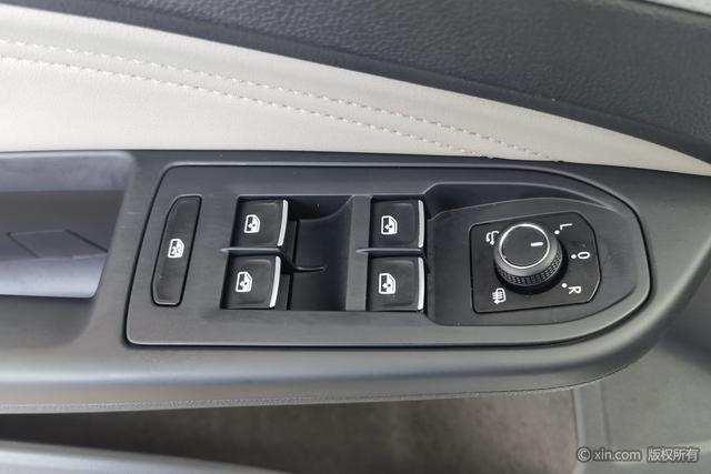 Volkswagen Golf id 4320822 из Китая 24
