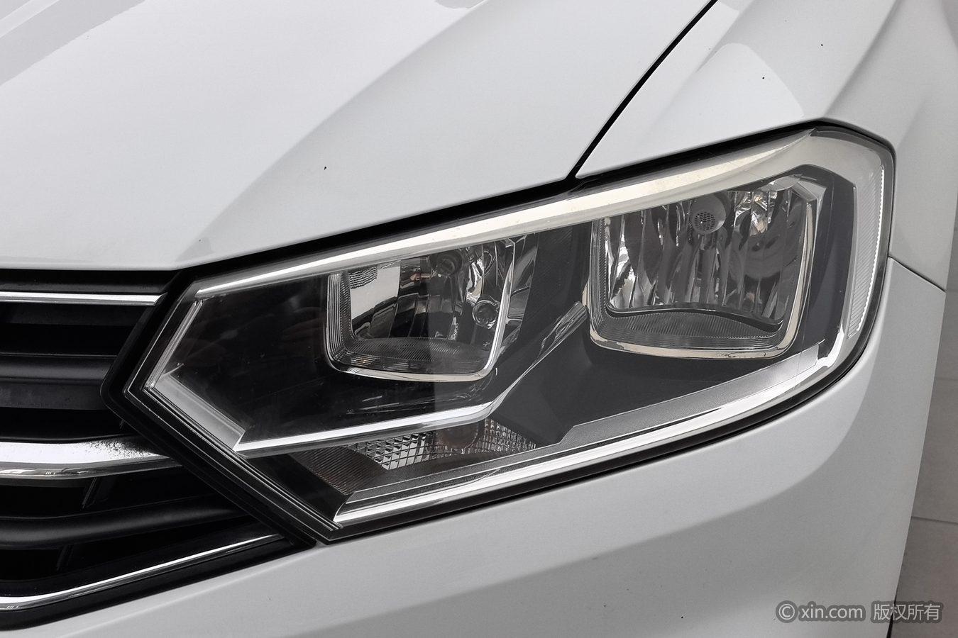 Volkswagen Bora 2016 1.6L MT Fashion