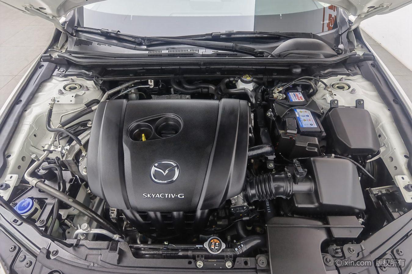 Mazda Mazda3 3 2022 2.0L AT